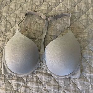 Victorias Secret tshirt bra 32 DD (E)